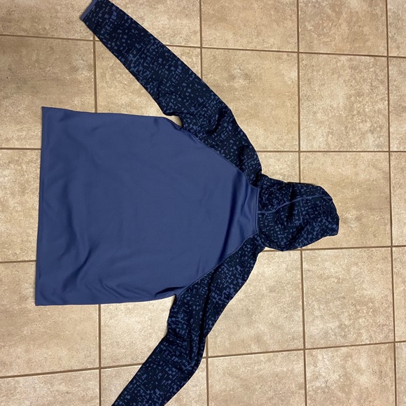 Nike Dri-fit hoodie - Picture 3 of 3